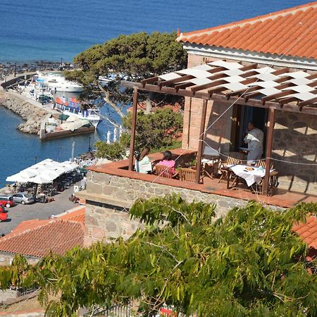 Villa Annie ميثيمْنا المظهر الخارجي الصورة