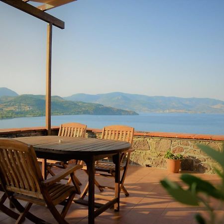 Villa Annie ميثيمْنا المظهر الخارجي الصورة