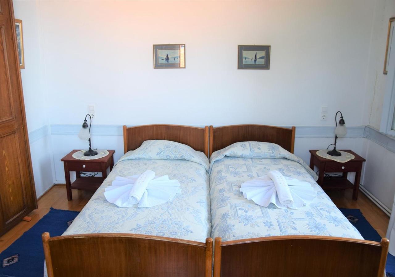 Villa Annie ميثيمْنا المظهر الخارجي الصورة