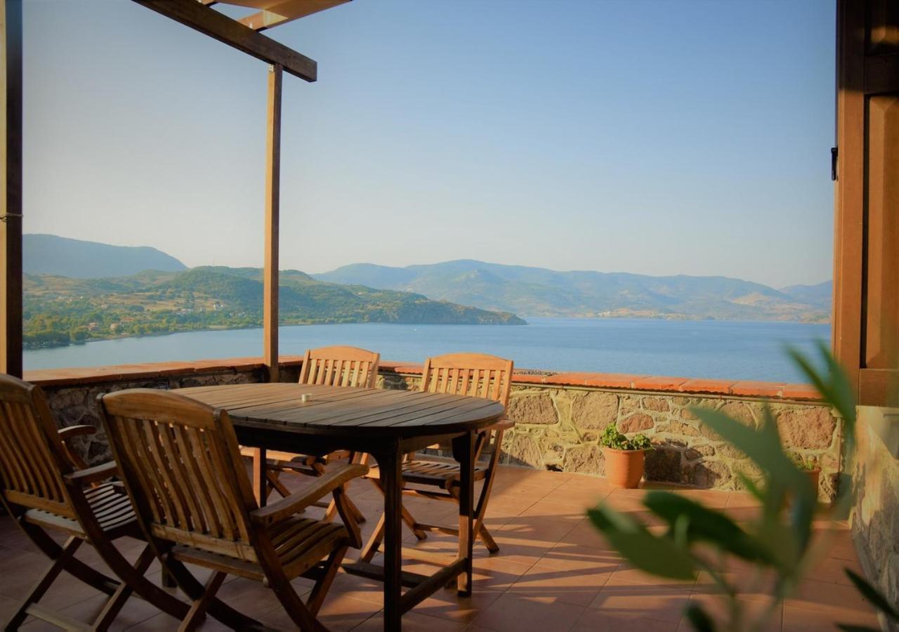 Villa Annie ميثيمْنا المظهر الخارجي الصورة