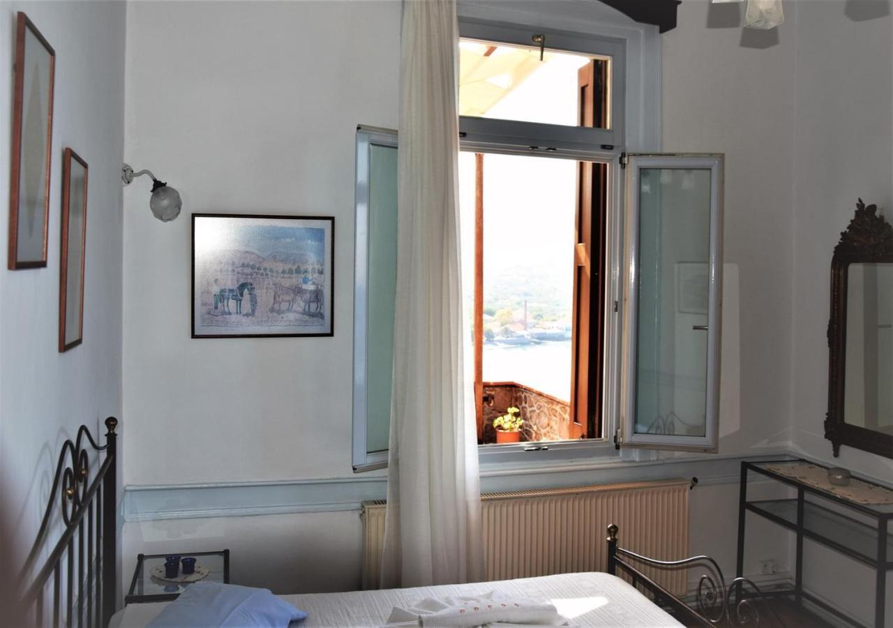 Villa Annie ميثيمْنا المظهر الخارجي الصورة